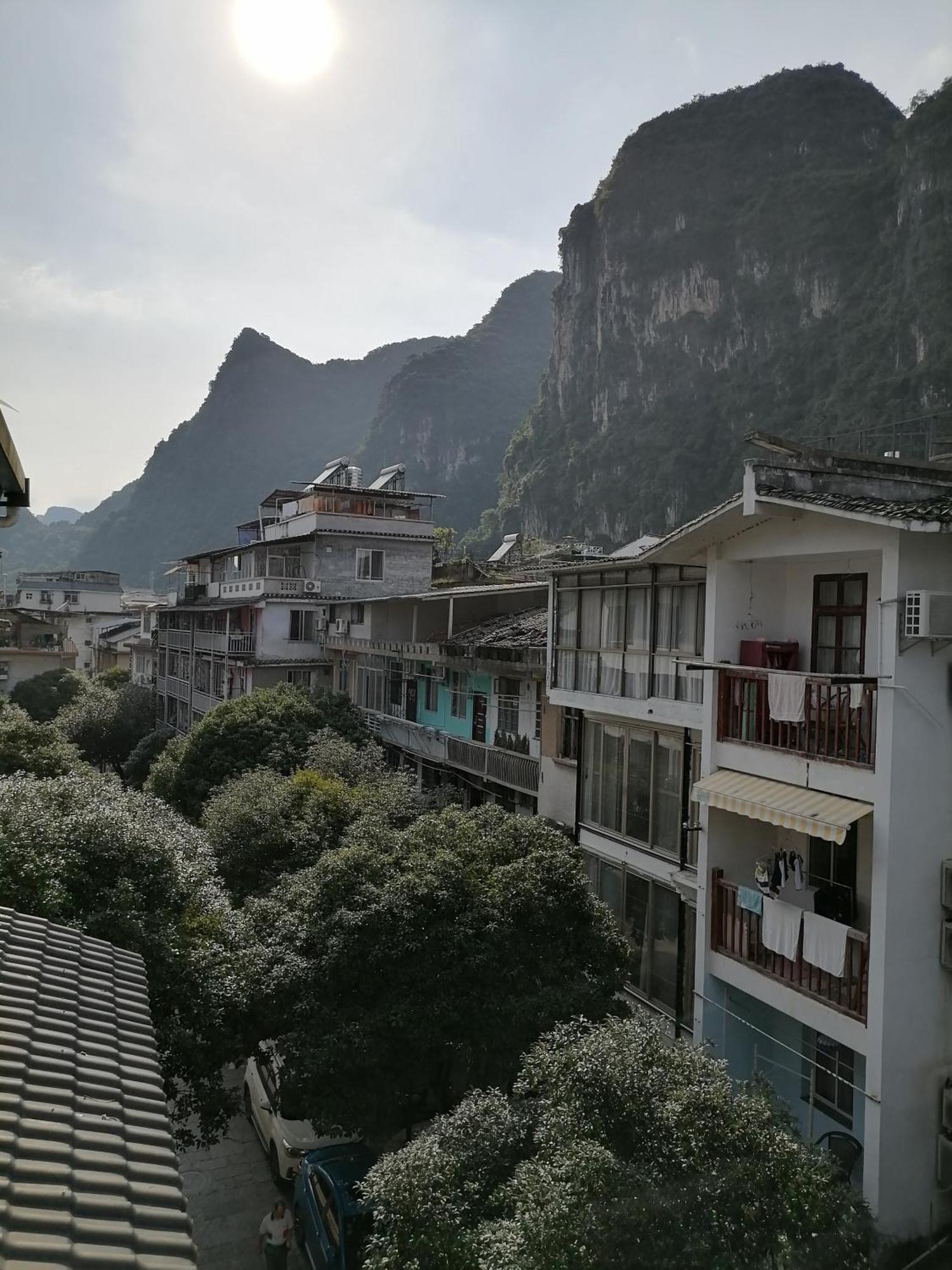 Lazzy Inn 阳朔 外观 照片